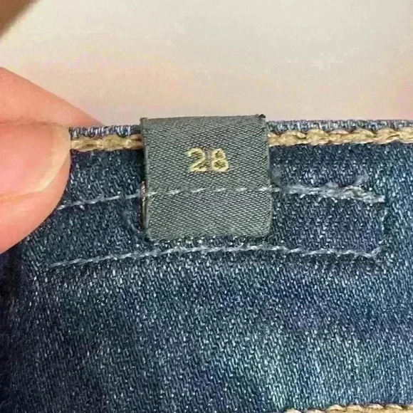 Citizens of Humanity Avedon Slick Skinny Ultra Stretch Distressed Women’s Jeans. - Picture 4 of 6